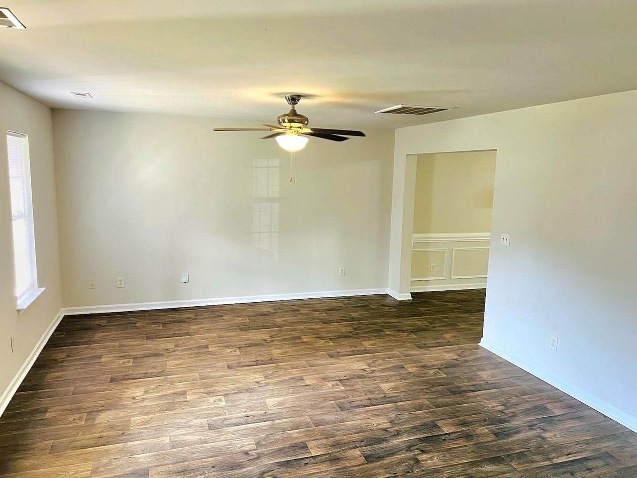 5534 Stone Bluff Ct - Photo 3 of 17