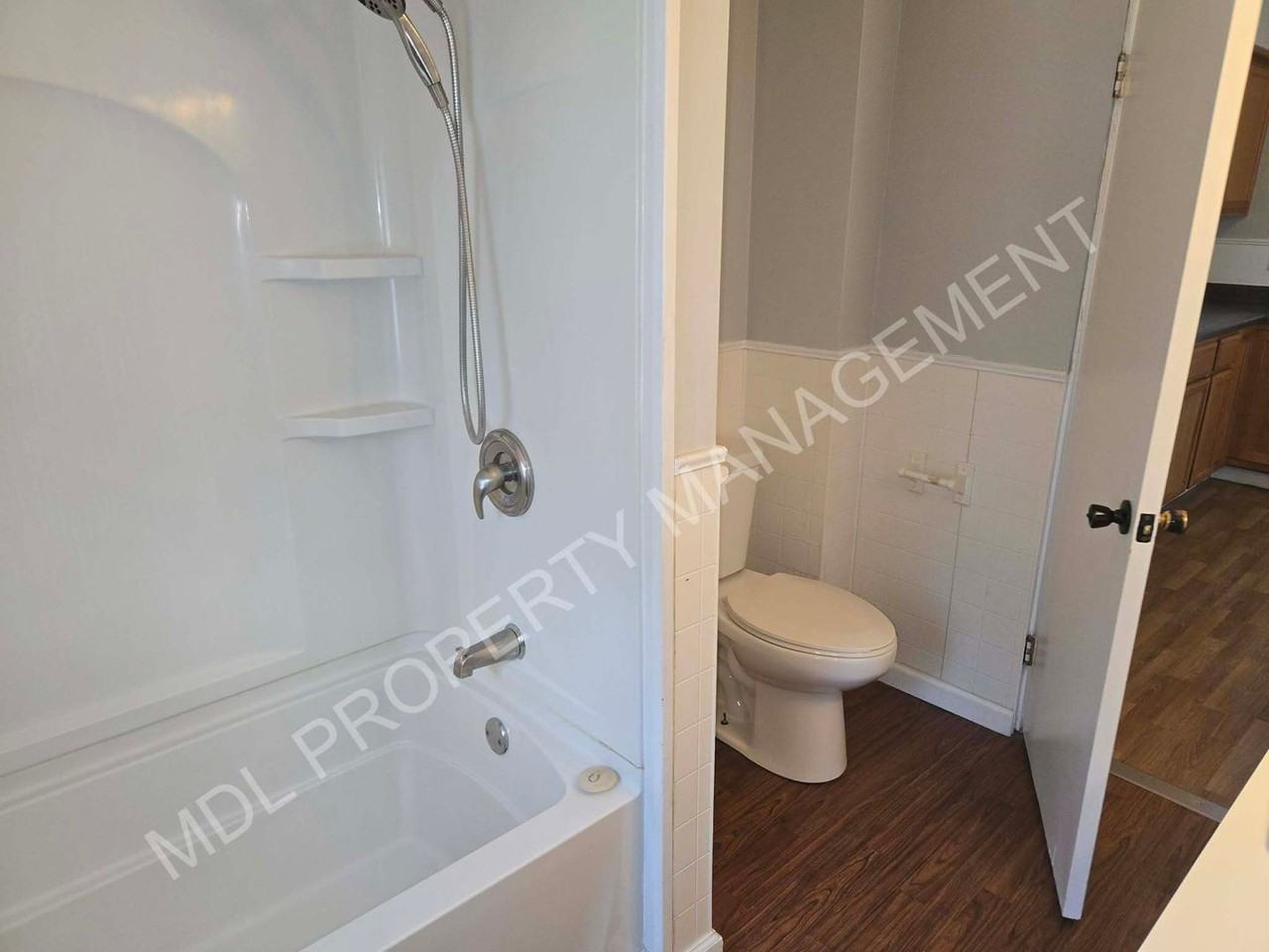 409 N Dean St - Photo 4 of 18