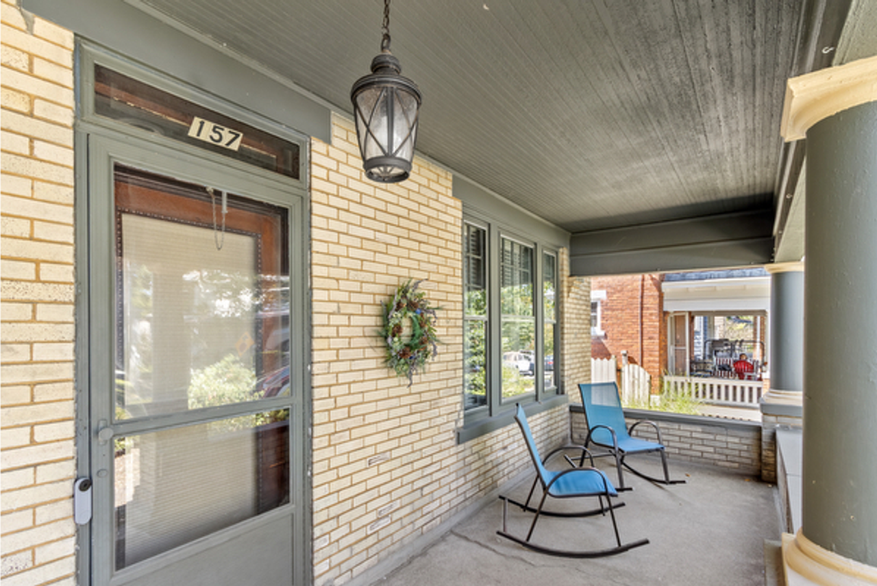 157 E Oakland Ave - Photo 2 of 9