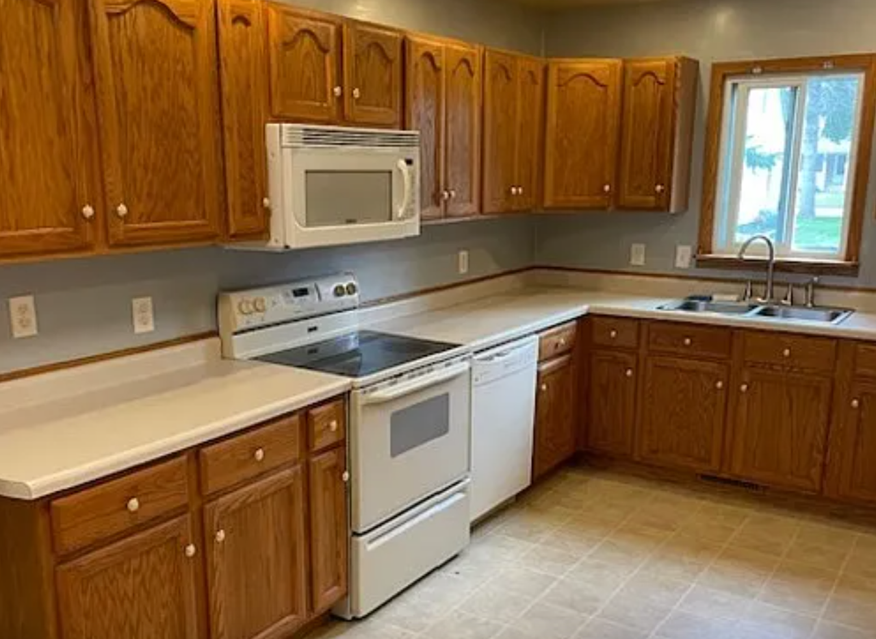 339 S Maple St - Photo 4 of 12