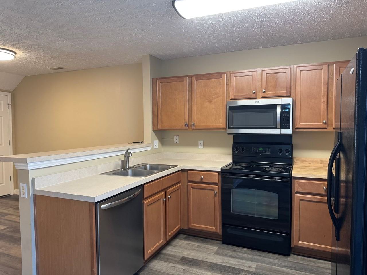 418 Shadow Glen Dr - Photo 6 of 21