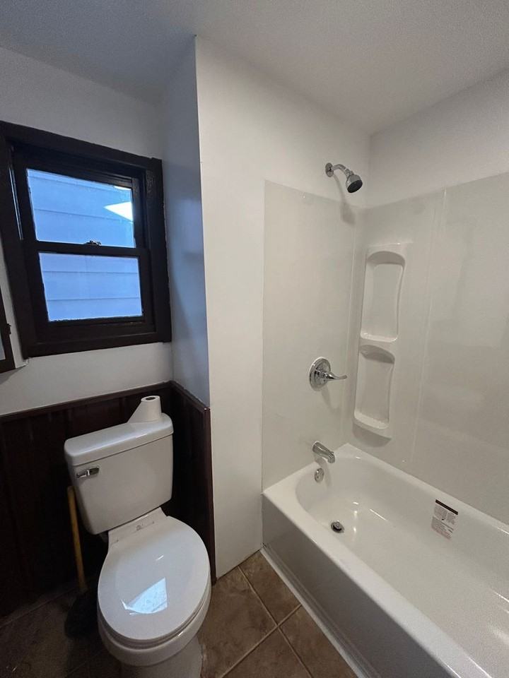 818 Placer St - Photo 7 of 7