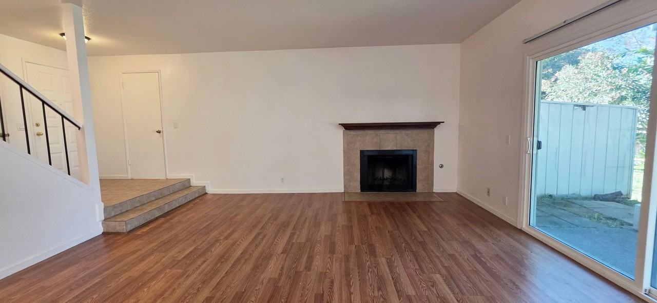 7862 Hampton Ln - Photo 3 of 36