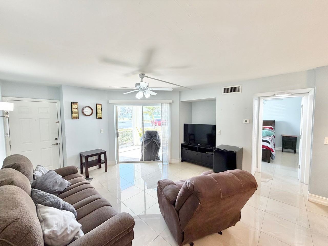 150 Santa Clara Dr - Photo 4 of 21