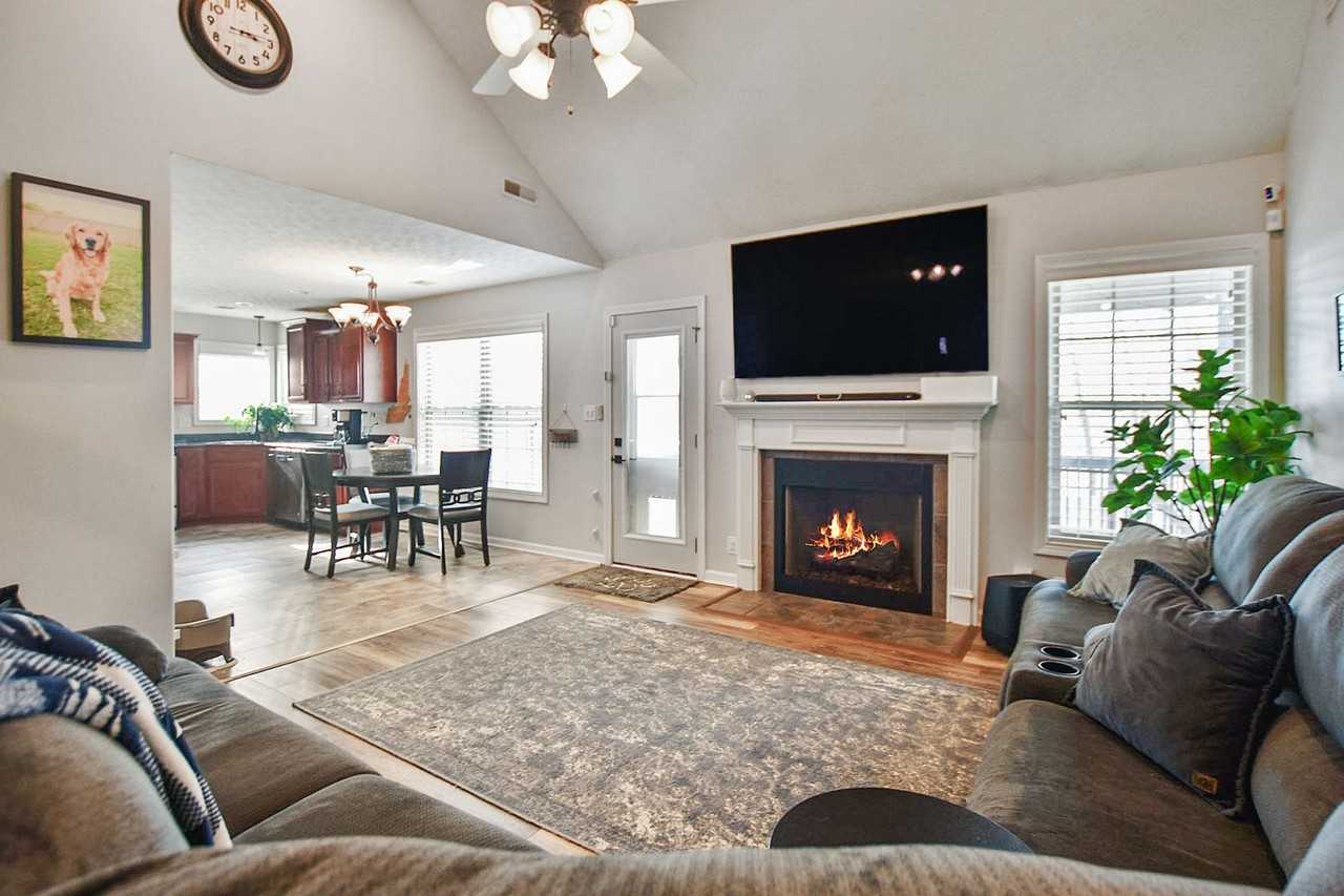 113 Irishman Way - Photo 4 of 20