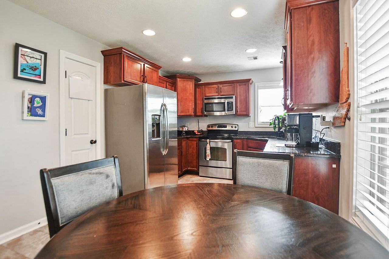 113 Irishman Way - Photo 5 of 20