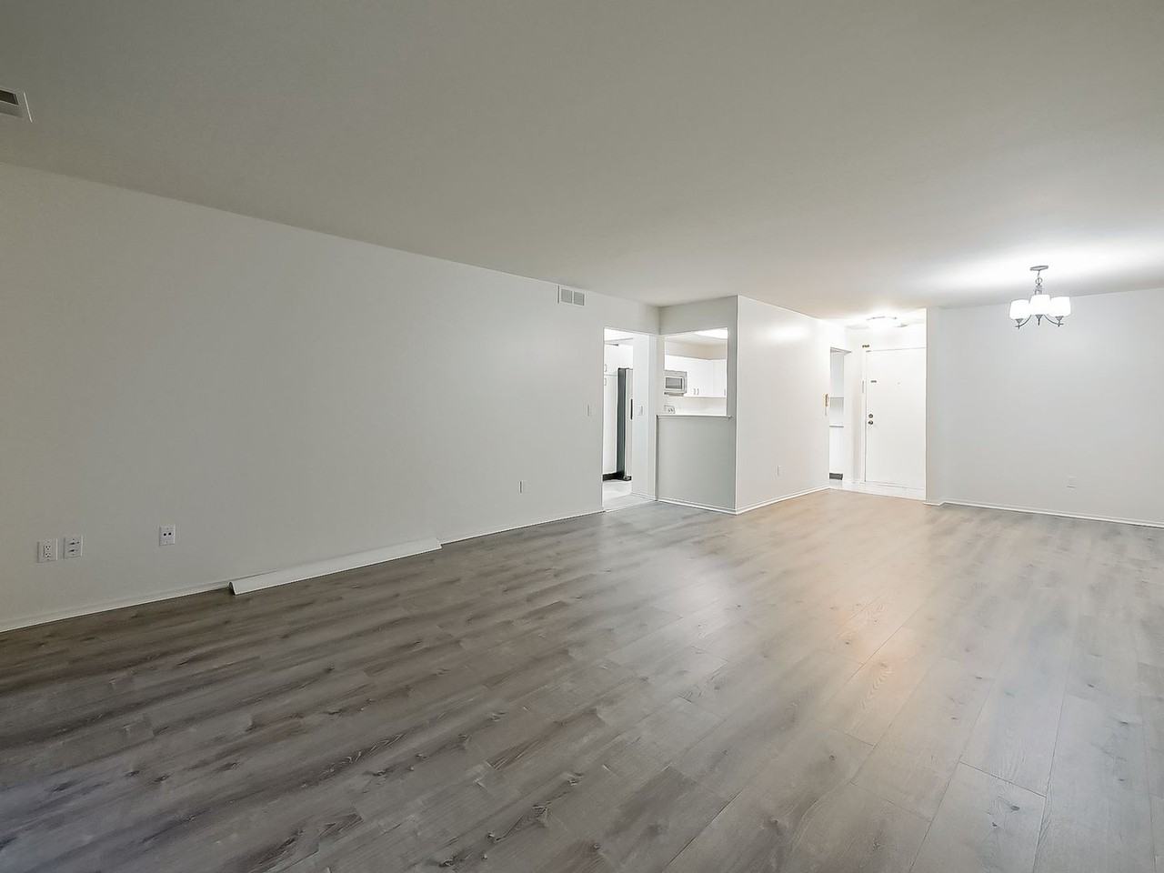 30414 Orchard Lake Rd #12 - Photo 7 of 33