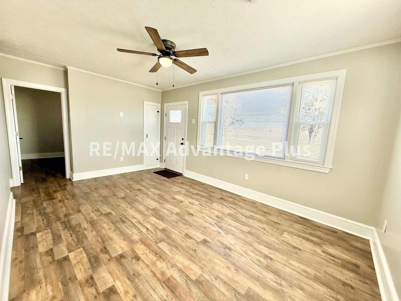 2343 Sanders Creek Rd - Photo 4 of 20