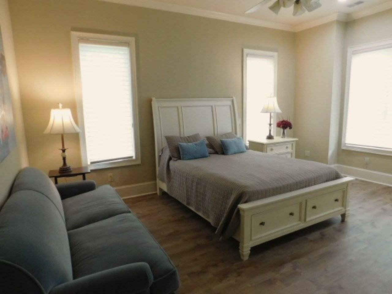 25 Richfield Way - Photo 3 of 50