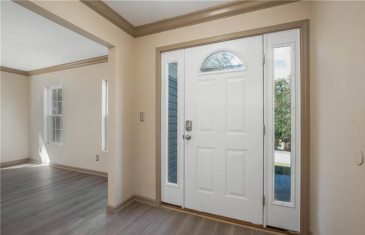 5211 Briarcliff Dr - Photo 3 of 22