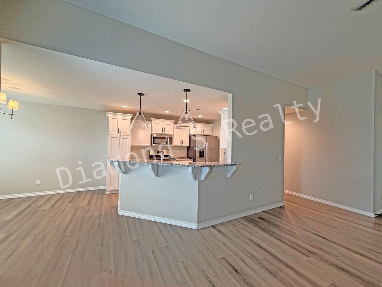 4124 N Venice Ave - Photo 6 of 19