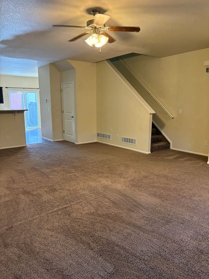 10158 Silver Stirrup Dr - Photo 5 of 25