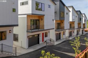 featured image of 10729 Ne Fremont St