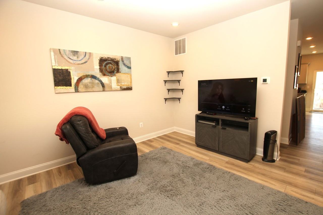 24625 Dogwood Ln - Photo 5 of 11