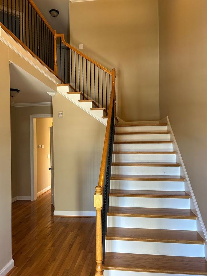 720 Rutherford Rd - Photo 2 of 39