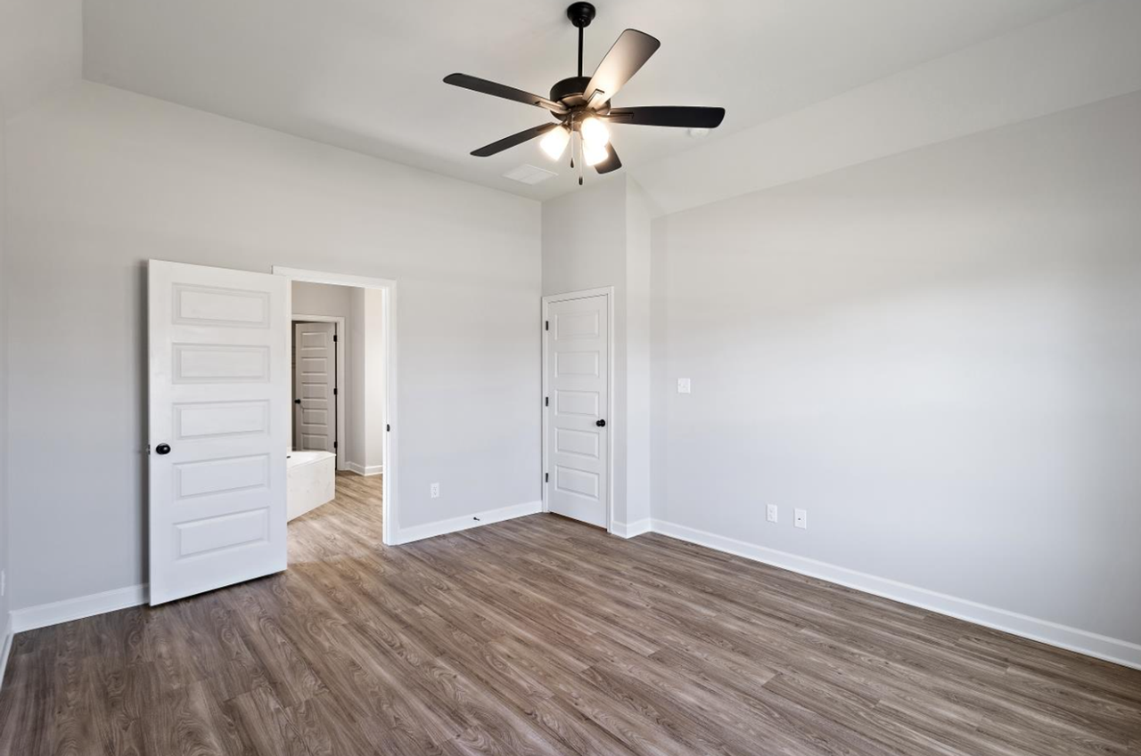 13859 Molly Madeline Ln - Photo 2 of 18