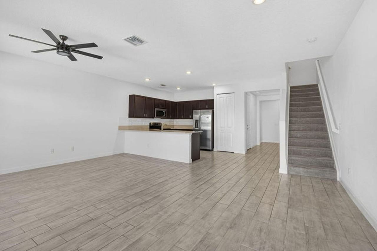 4408 Hemlock Dr - Photo 5 of 23