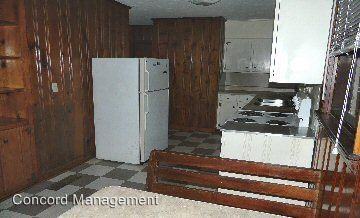 110 Friendway Rd - Photo 3 of 7