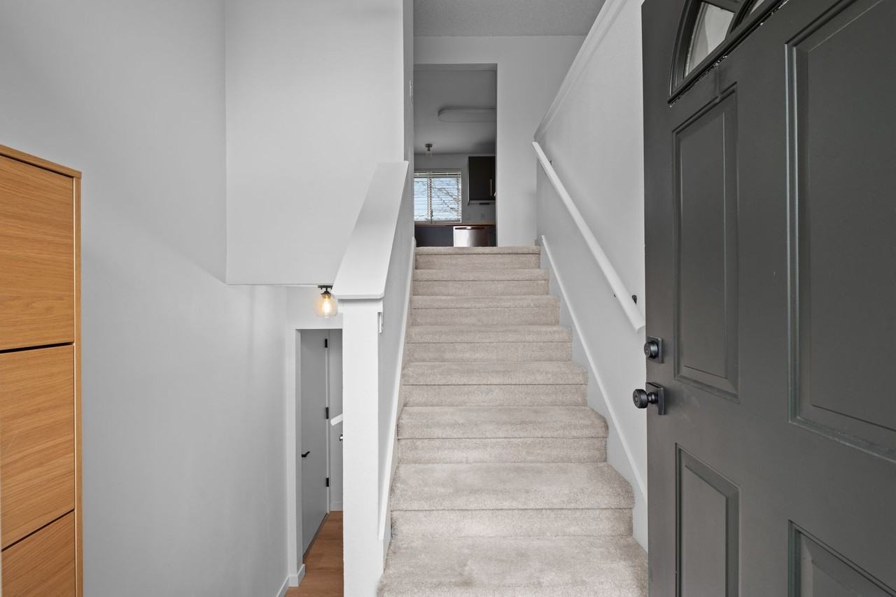 4003 229th Pl Sw - Photo 3 of 40