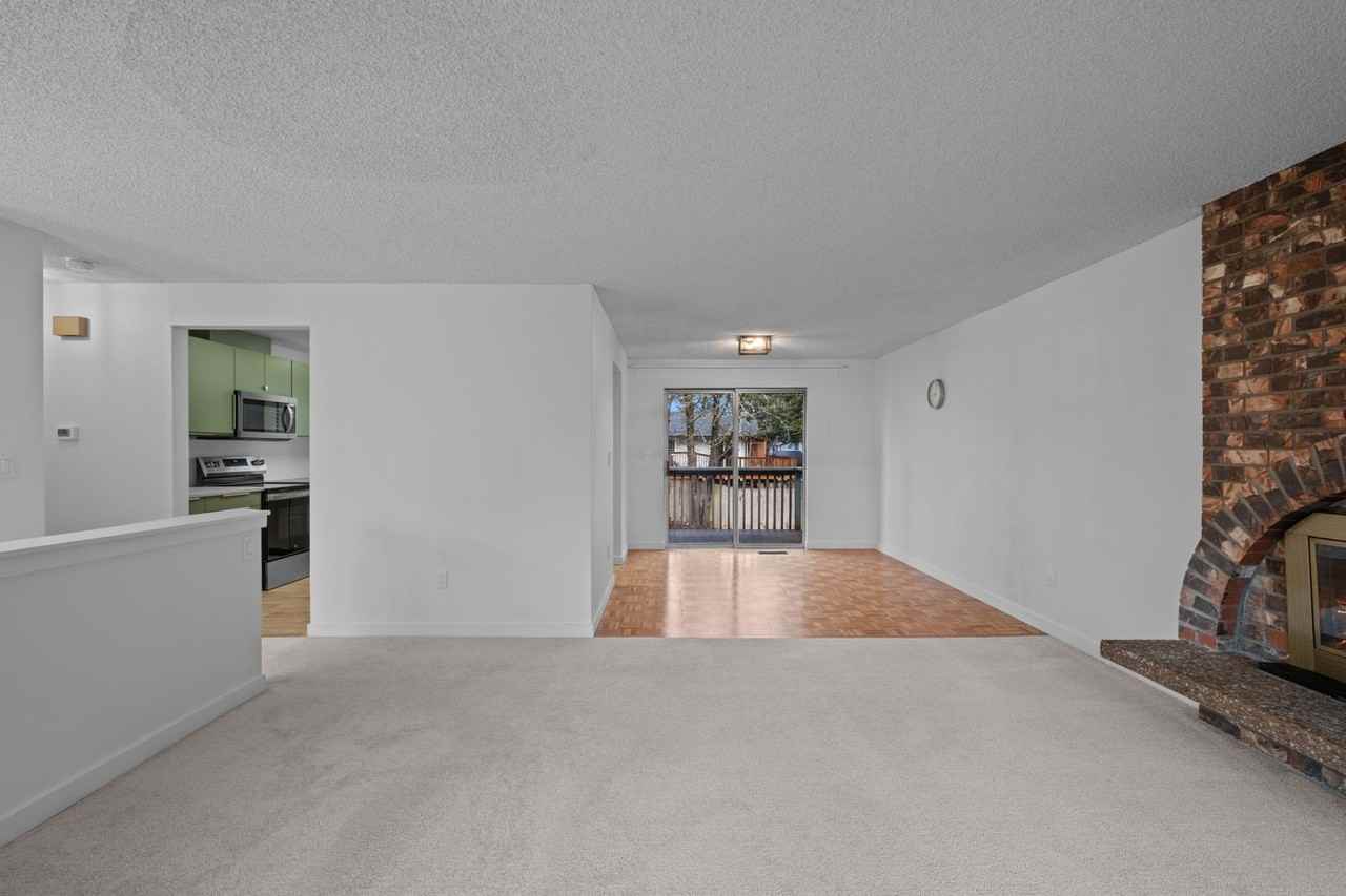 4003 229th Pl Sw - Photo 7 of 40