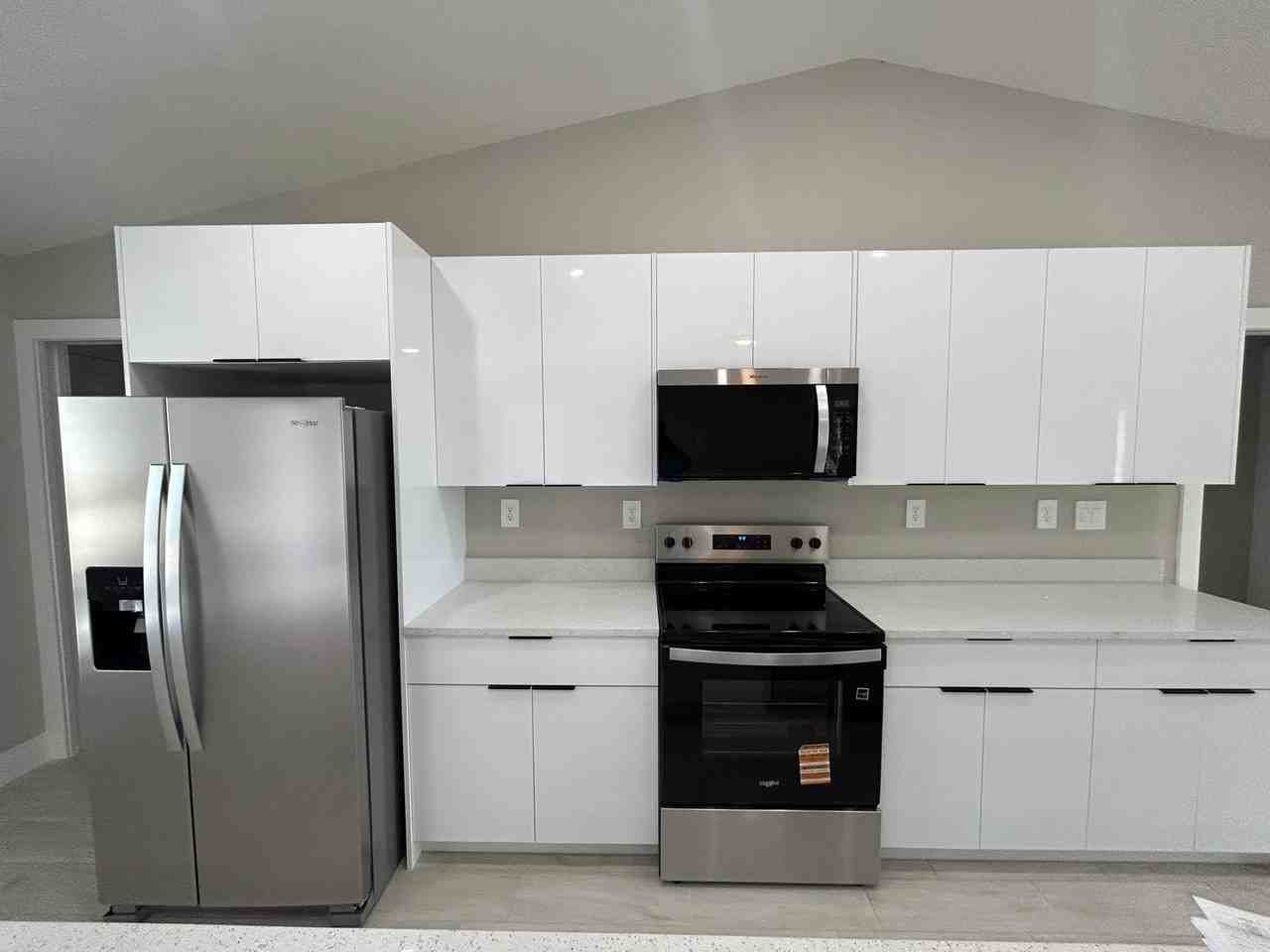 1906 Nw 21st Ave - Photo 2 of 23