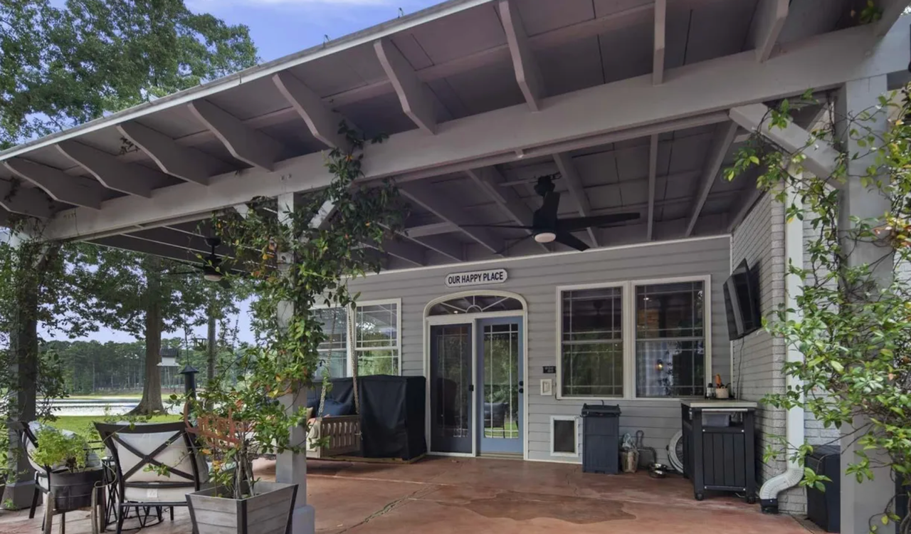 1510 Clearwater Dr - Photo 4 of 42