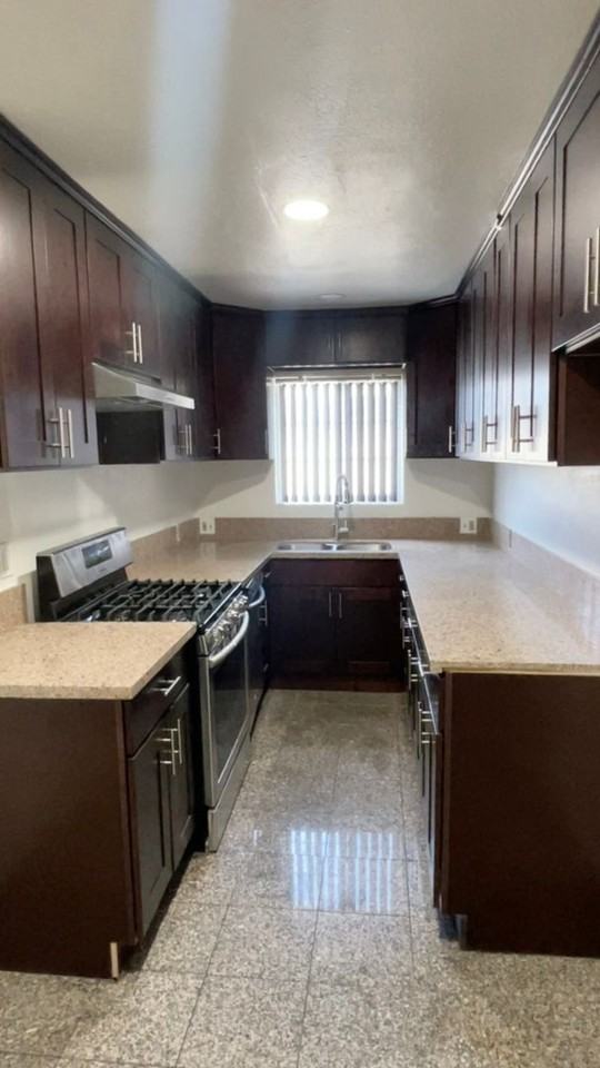 4739 W 159th St - Photo 3 of 13