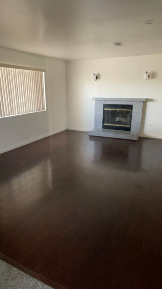 4739 W 159th St - Photo 4 of 13