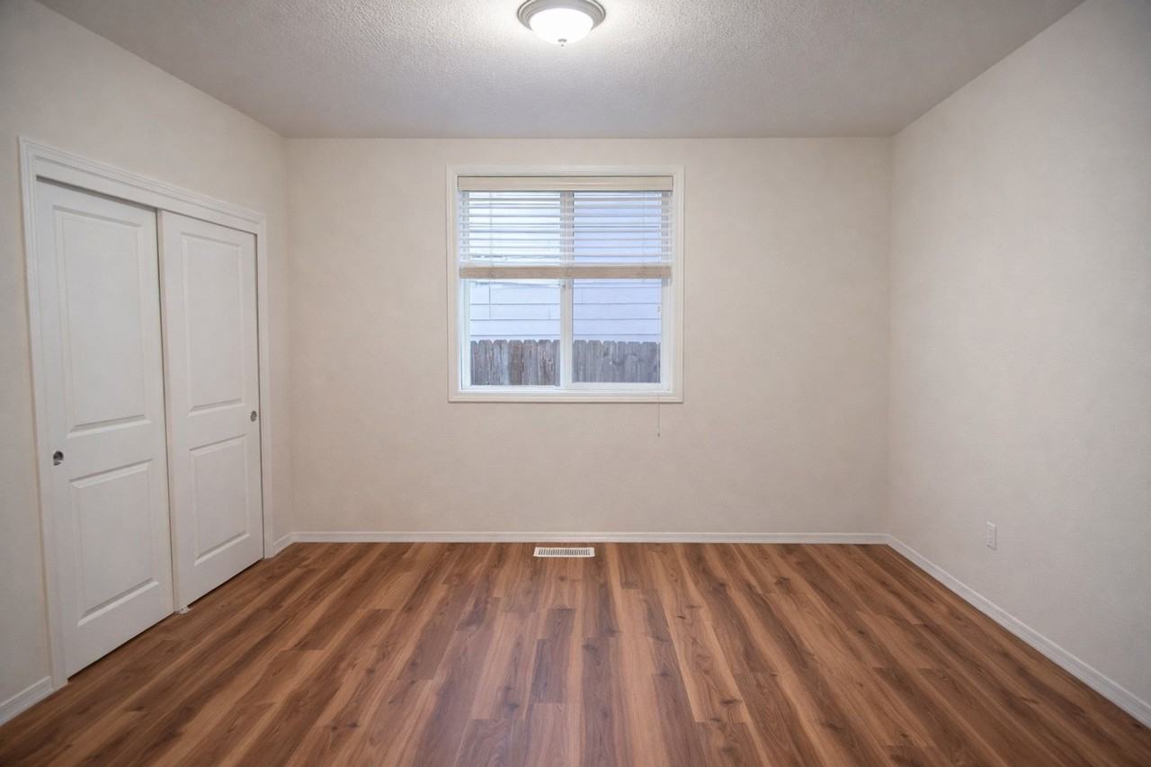 5447 N St - Photo 6 of 19