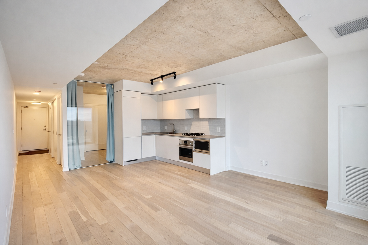 2720 Dundas Street West #523 - Photo 2 of 12