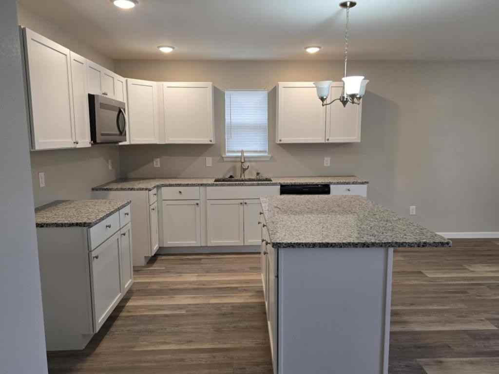 4111 W 57th St Apt B - Photo 4 of 19