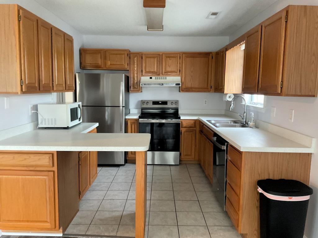 3650 Farmington Pl - Photo 5 of 26