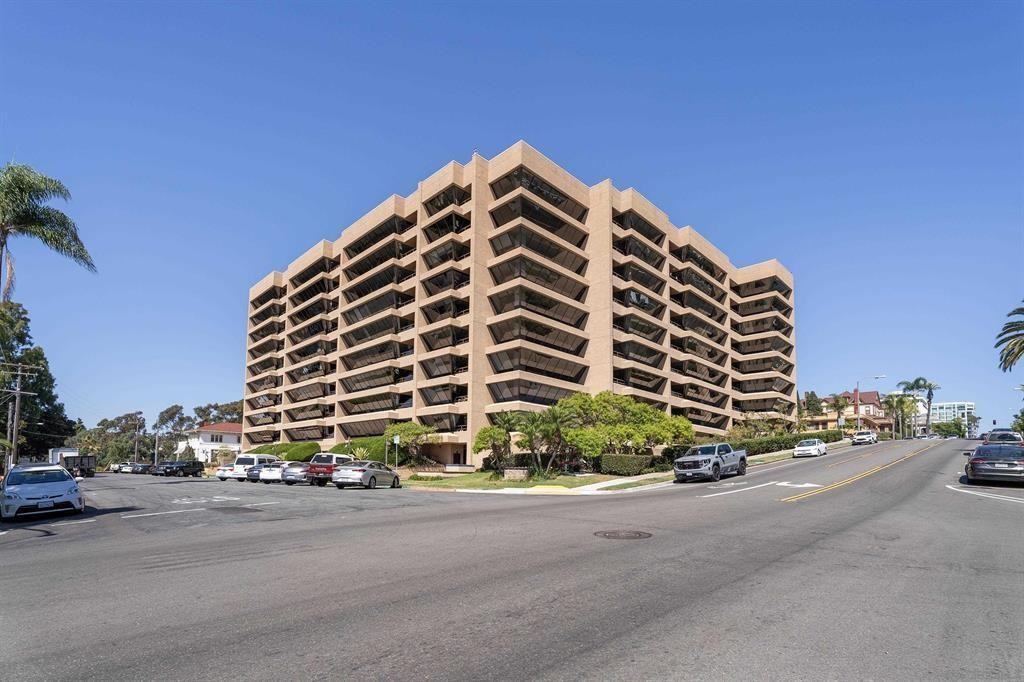 230 W Laurel St - Photo 6 of 24