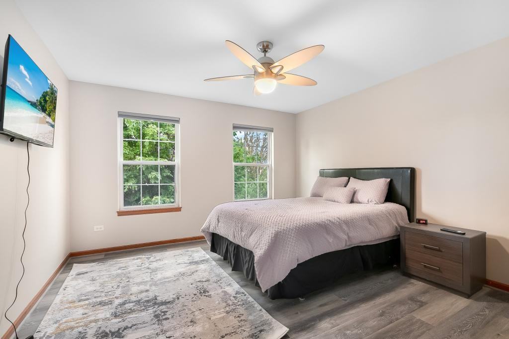 1303 Riverhaven Trl - Photo 4 of 41