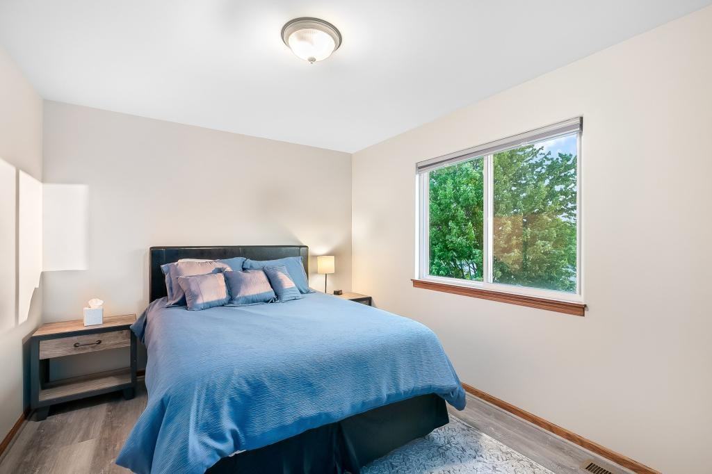 1303 Riverhaven Trl - Photo 5 of 41