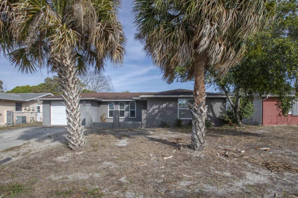 11214 Linden Ln - Photo 2 of 23