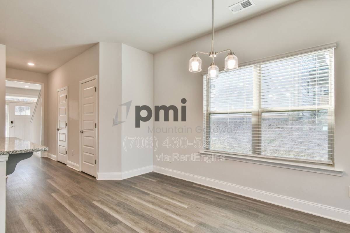 247 Magnolia Villas Dr - Photo 3 of 9