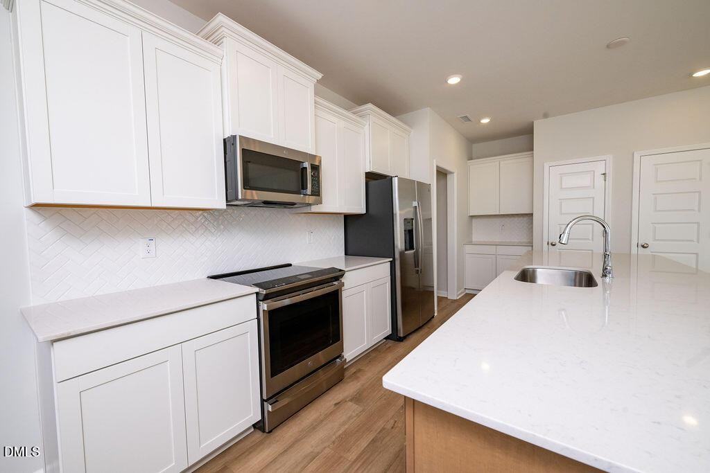 1004 Westerland Way - Photo 7 of 50