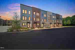 featured image of 1000 Martin Luther King Jr Blvd #TH2