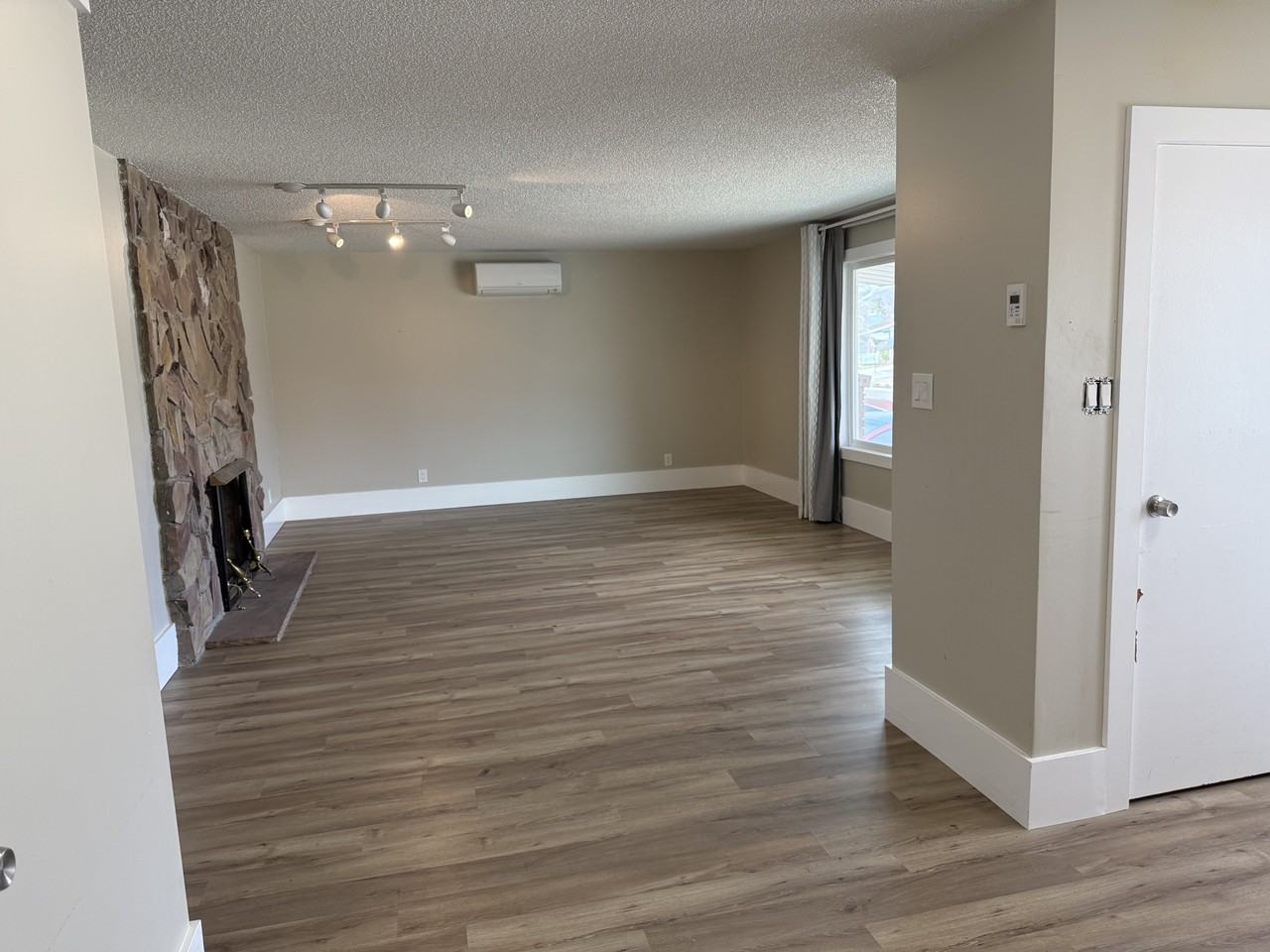 3490 S Park Meadows St #1 - Photo 4 of 15