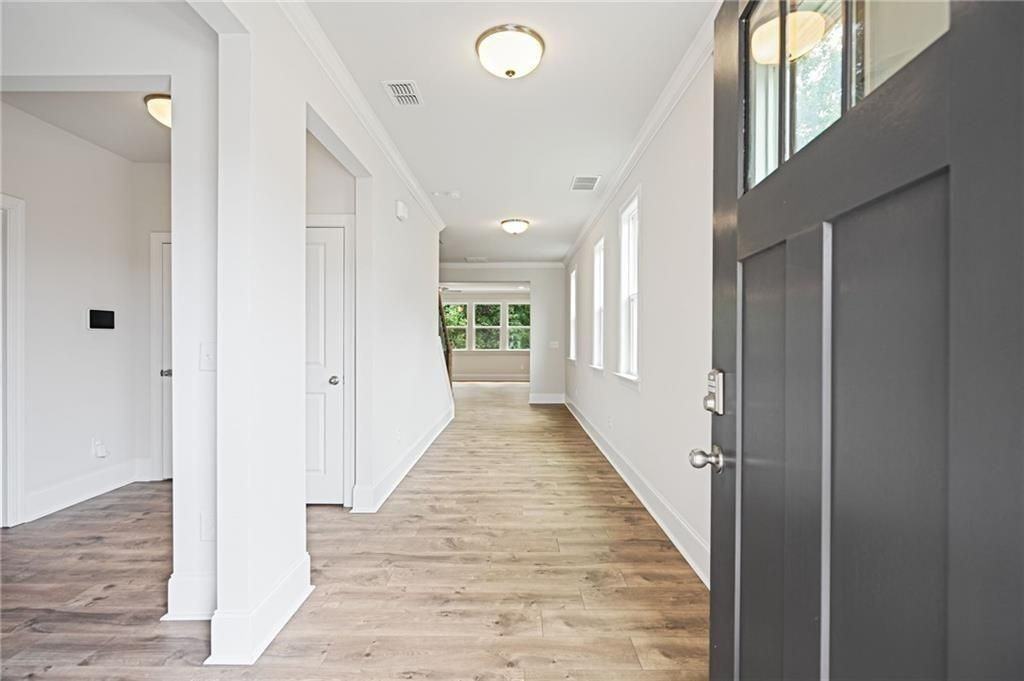 5394 Pebblebrook Ln - Photo 3 of 31