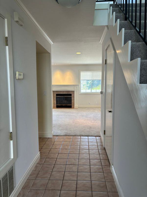 444 Racquet Lndg - Photo 3 of 33