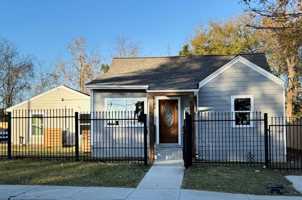 featured image of 7909 Goode St ##1