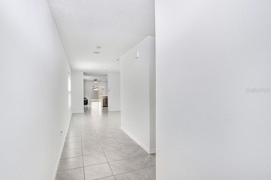 3422 Shady Sunrise Loop - Photo 3 of 5