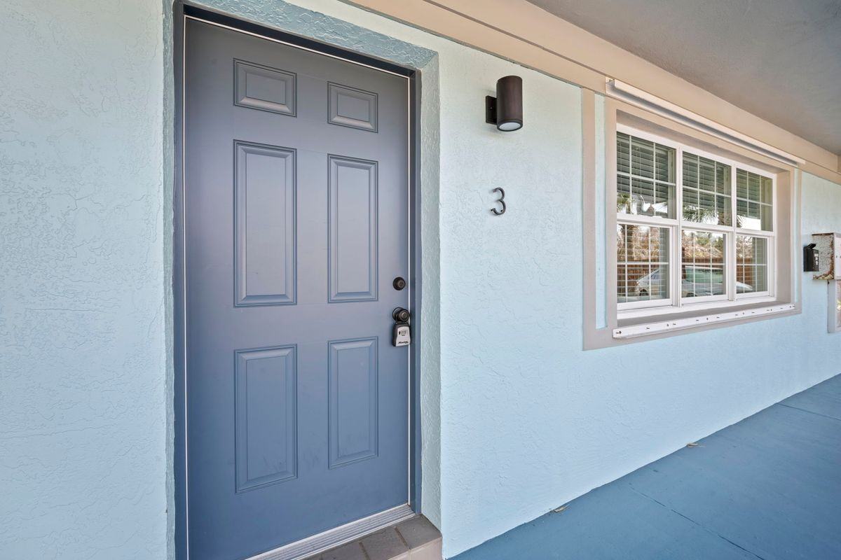 1011 S Miramar Ave - Photo 4 of 21