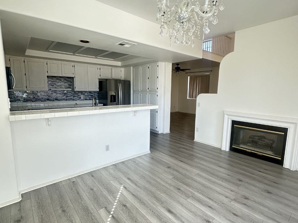 28605 Broadstone Way - Photo 7 of 18