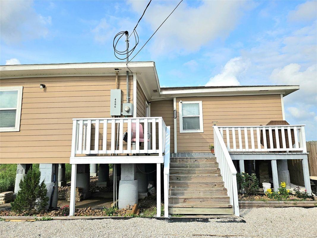 4606 Warren Way - Photo 3 of 3