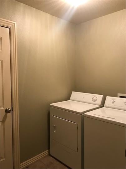 1015 Oakwood Ln #1015 - Photo 3 of 17