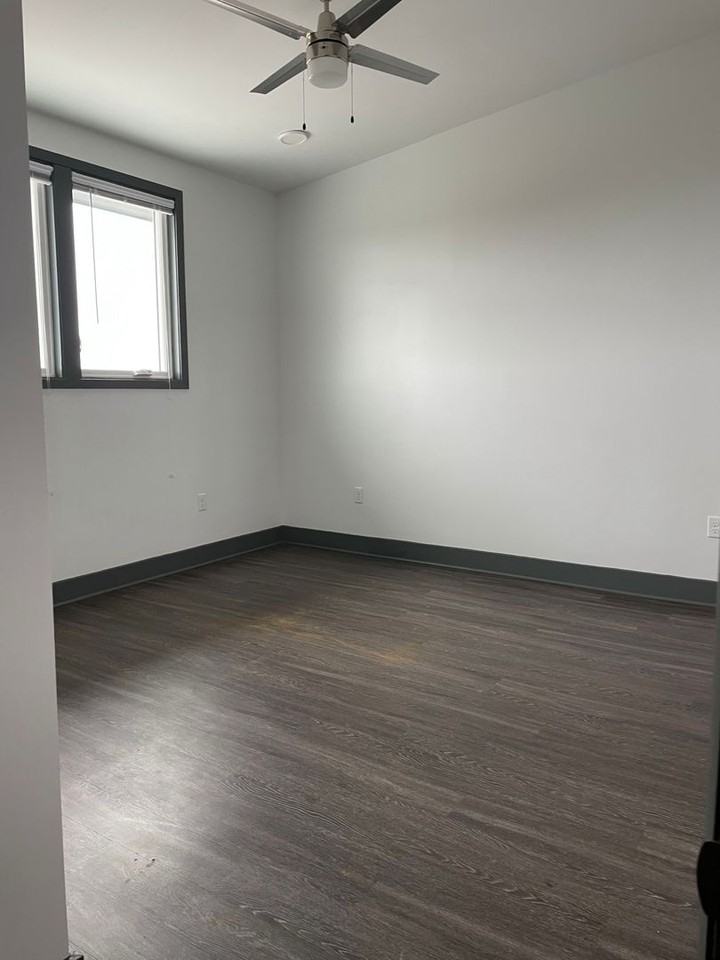 St. Thomas Flats - Photo 5 of 10