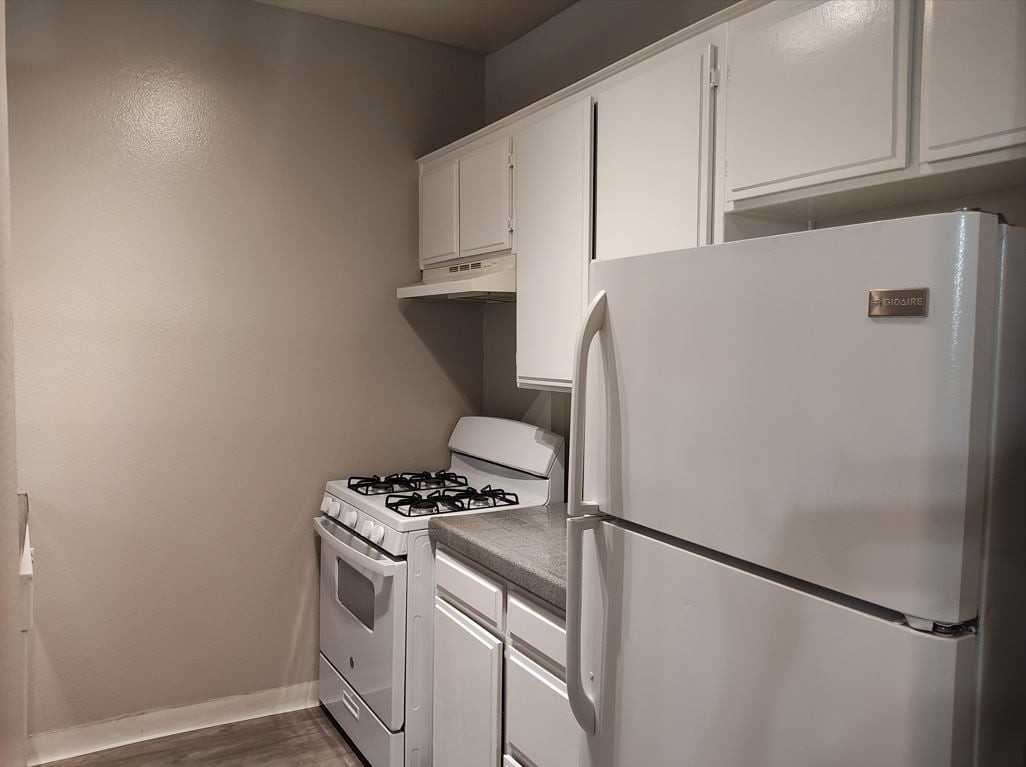 CitiView Terrace Apartments - Photo 4 of 50